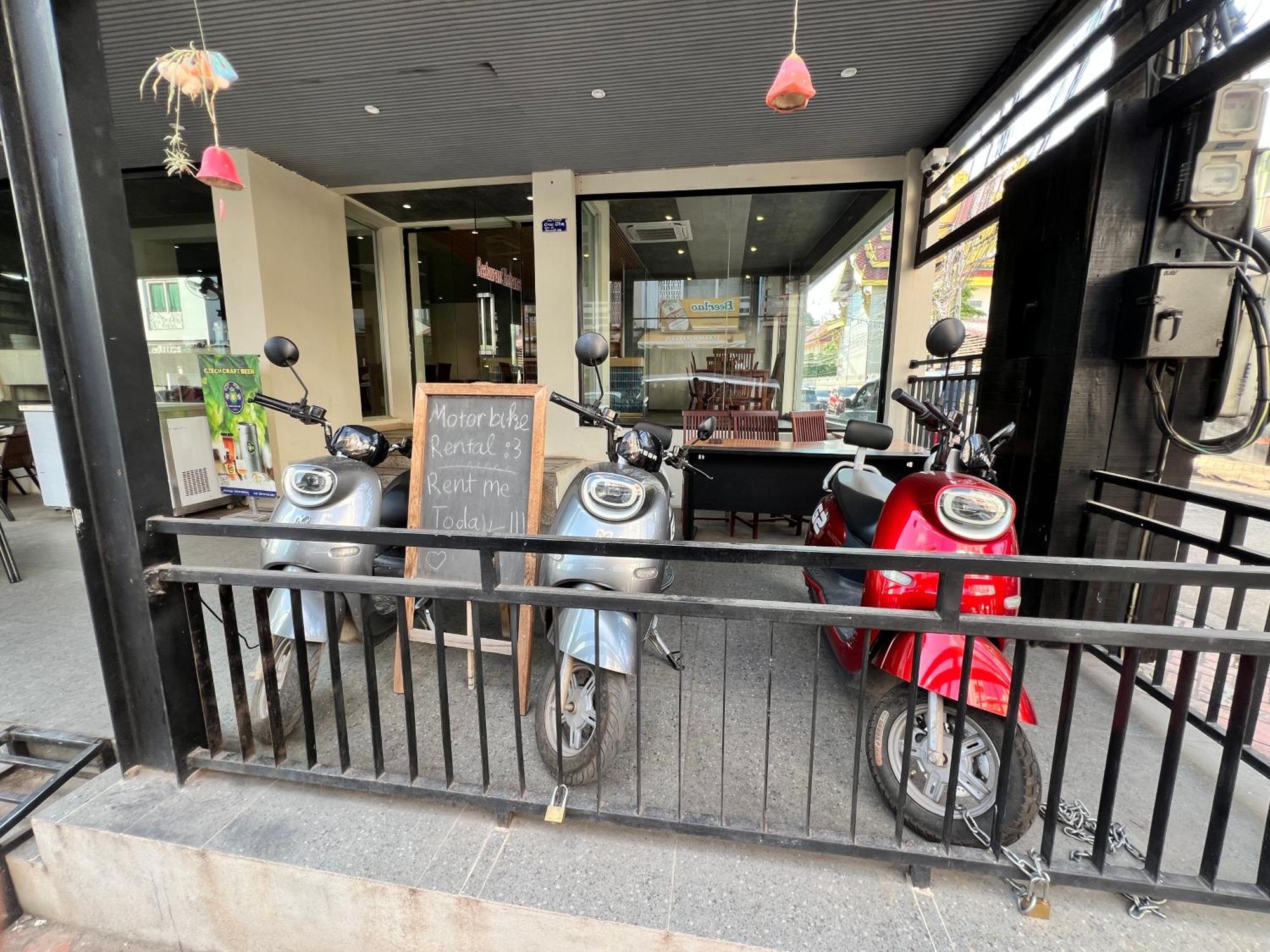 Lucie Hotel Vientiane Exterior foto